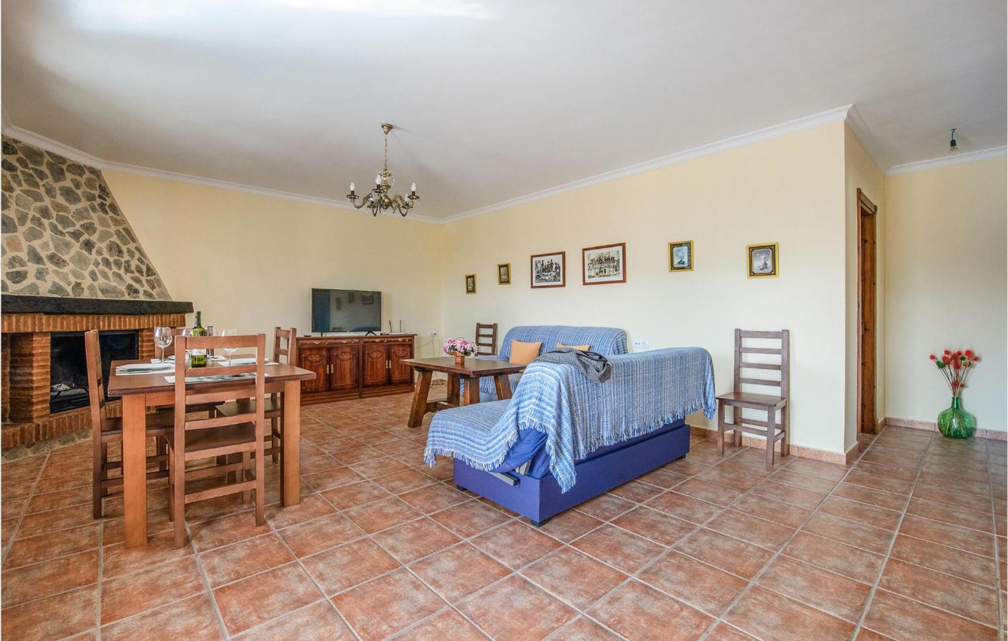 Gorgeous Home In Algodonales With Kitchen エクステリア 写真
