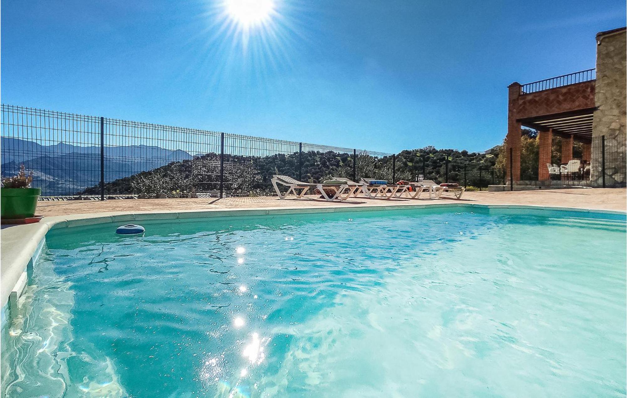 Gorgeous Home In Algodonales With Kitchen エクステリア 写真