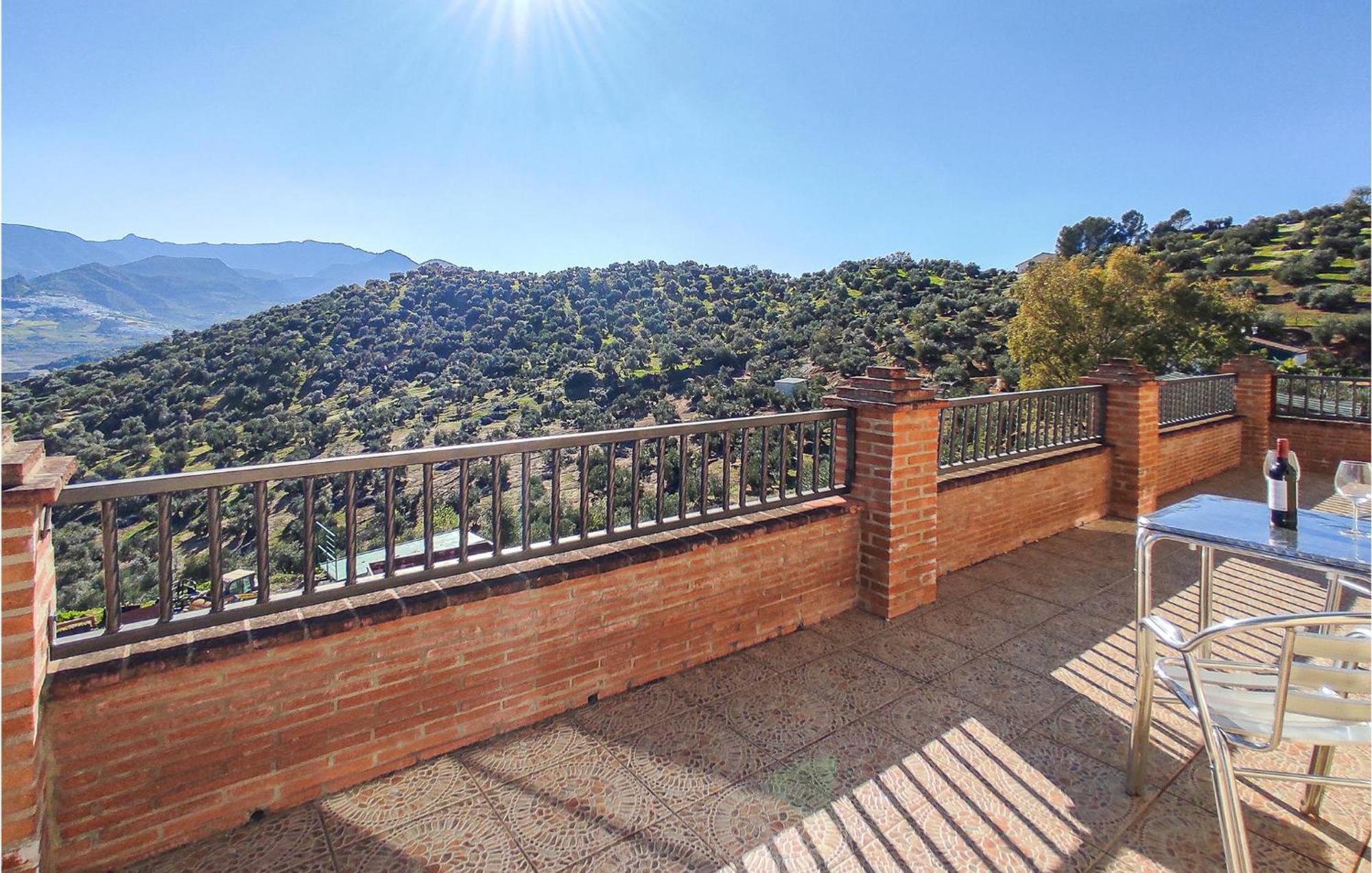 Gorgeous Home In Algodonales With Kitchen エクステリア 写真