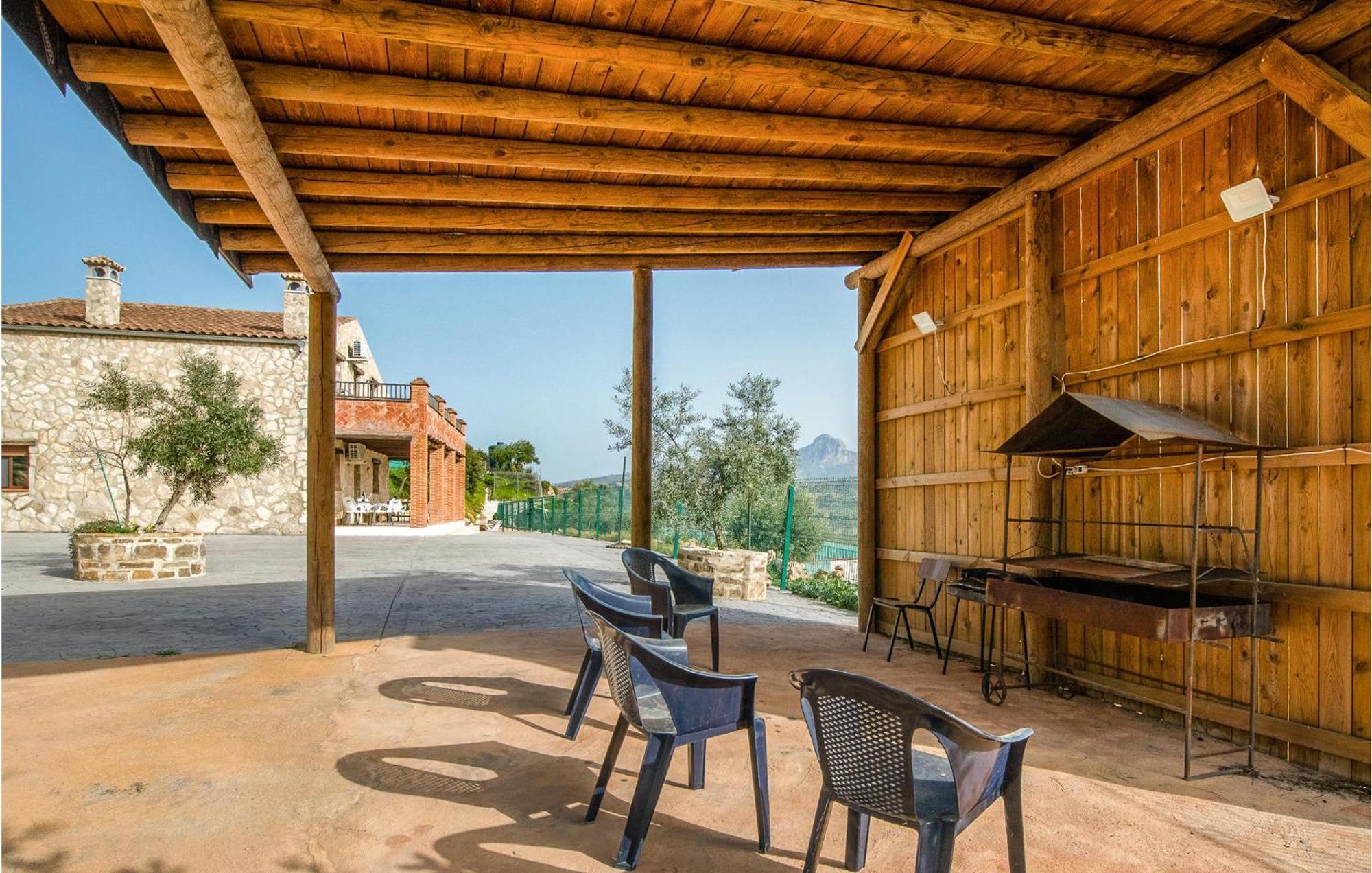 Gorgeous Home In Algodonales With Kitchen エクステリア 写真