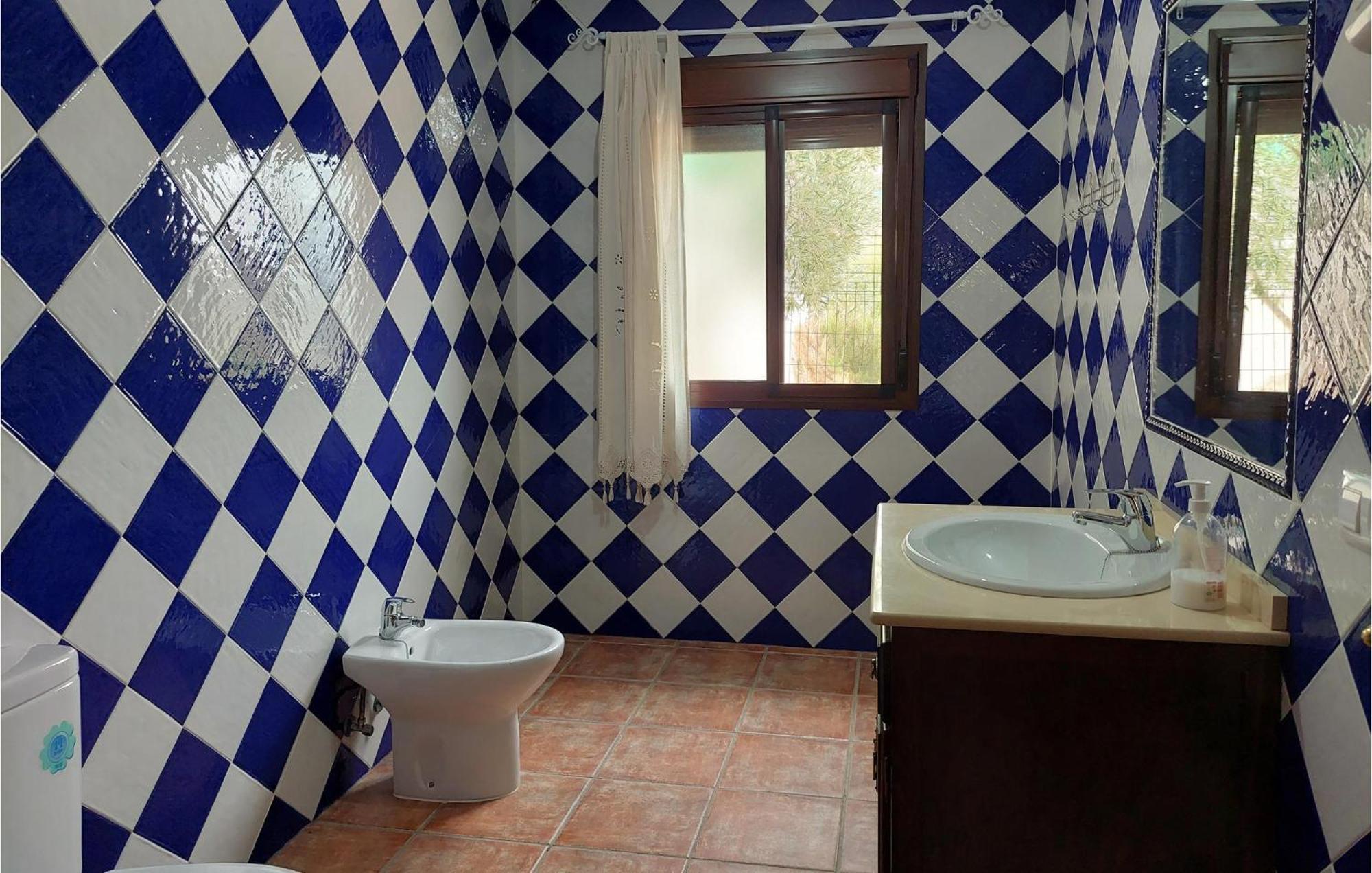 Gorgeous Home In Algodonales With Kitchen エクステリア 写真