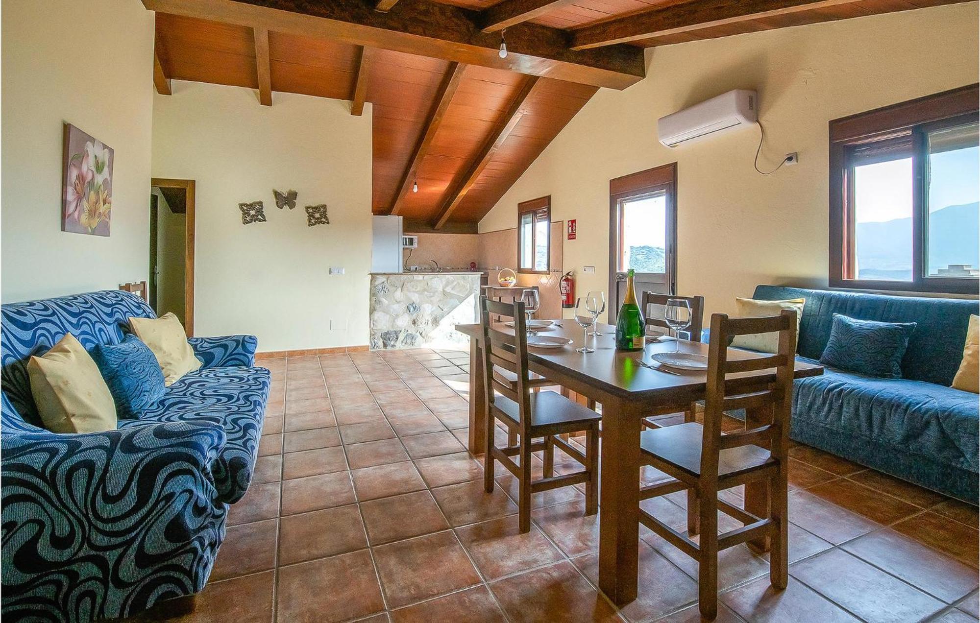 Gorgeous Home In Algodonales With Kitchen エクステリア 写真